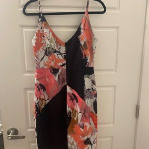 NWT Black Halo Size 8 pink floral v neck sheath cocktail dress